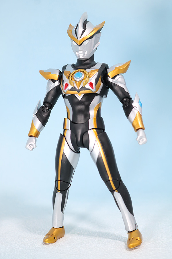 S.H.フィギュアーツ　ウルトラマンルーブ　レビュー　全身