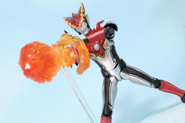 S.H.フィギュアーツ　ウルトラマンルーブ　レビュー　アクション　ロッソ