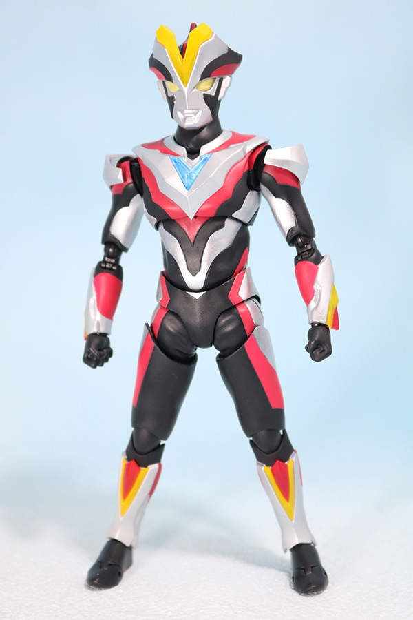 S.H.フィギュアーツ　ウルトラマンビクトリー　レビュー　全身