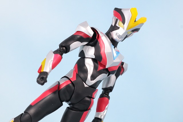 S.H.フィギュアーツ　ウルトラマンビクトリー　レビュー　アクション