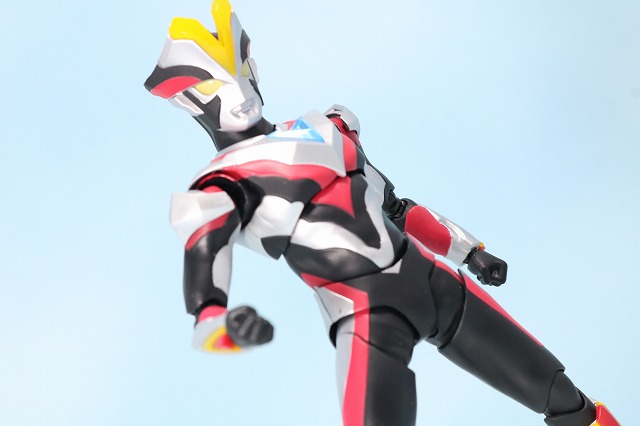 S.H.フィギュアーツ　ウルトラマンビクトリー　レビュー　アクション