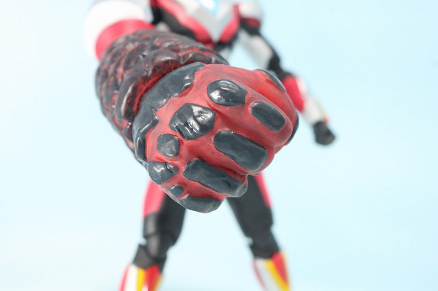 S.H.フィギュアーツ　ウルトラマンビクトリー　レビュー　付属品　EXレッドキングナックル