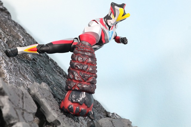 S.H.フィギュアーツ　ウルトラマンビクトリー　レビュー　アクション　EXレッドキングナックル