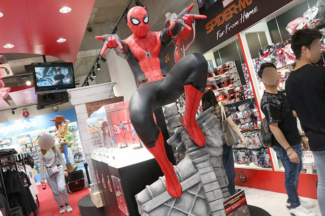 トイサピエンス　原宿　スパイダーマン　ファー・フロム・ホーム　エクスクルーシブ　ジャパンツアー　イベント　レポート