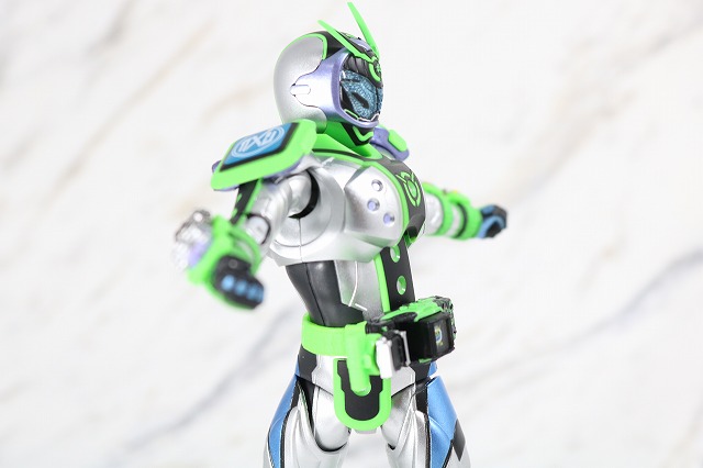 S.H.フィギュアーツ　仮面ライダーウォズ　レビュー　可動範囲