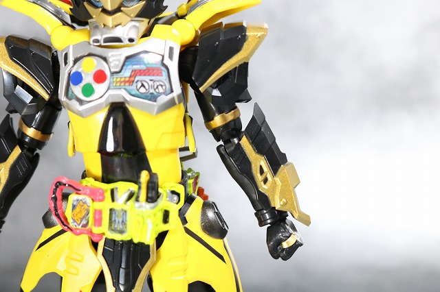 S.H.フィギュアーツ　仮面ライダーレーザー　チャンバラバイクゲーマー　レベル3　レビュー　全身