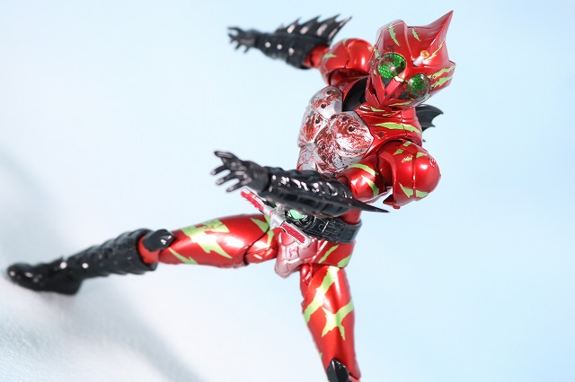 仮面ライダーアマゾンズ 最後ノ審判セット　レビュー　アマゾンアルファ　アクション