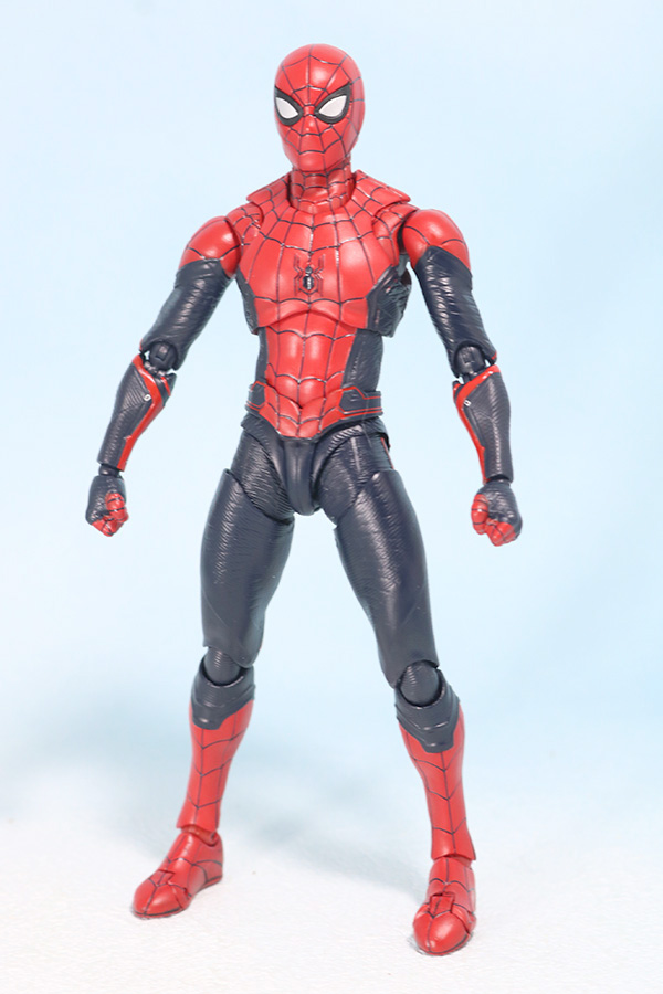 S.H.フィギュアーツ　スパイダーマン アップグレード・スーツ（ファー・フロム・ホーム）　レビュー　全身