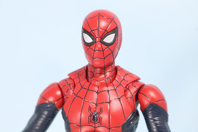 S.H.フィギュアーツ　スパイダーマン アップグレード・スーツ（ファー・フロム・ホーム）　レビュー　全身