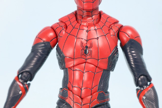 S.H.フィギュアーツ　スパイダーマン アップグレード・スーツ（ファー・フロム・ホーム）　レビュー　全身