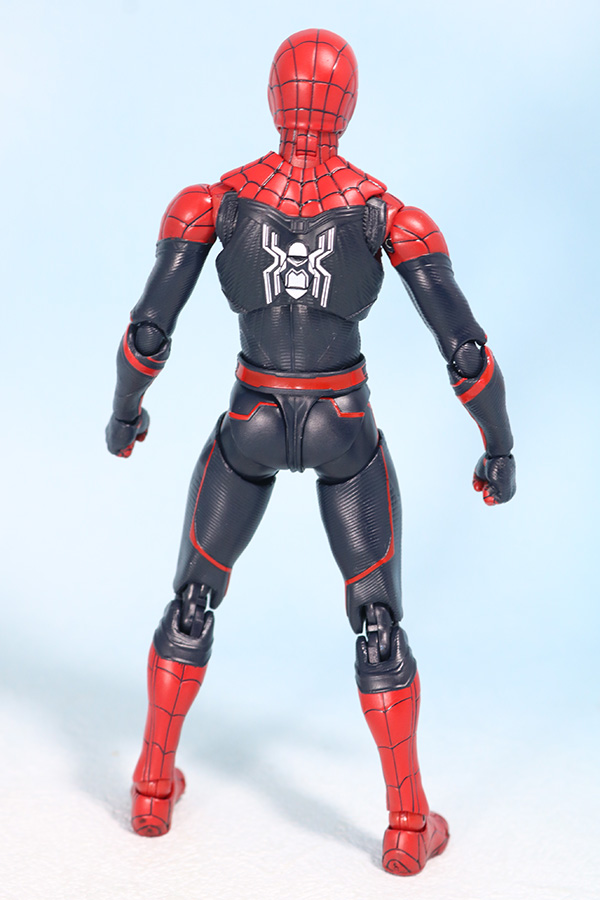 S.H.フィギュアーツ　スパイダーマン アップグレード・スーツ（ファー・フロム・ホーム）　レビュー　全身