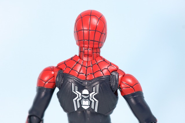 S.H.フィギュアーツ　スパイダーマン アップグレード・スーツ（ファー・フロム・ホーム）　レビュー　全身