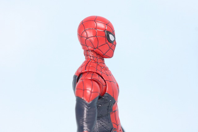 S.H.フィギュアーツ　スパイダーマン アップグレード・スーツ（ファー・フロム・ホーム）　レビュー　全身