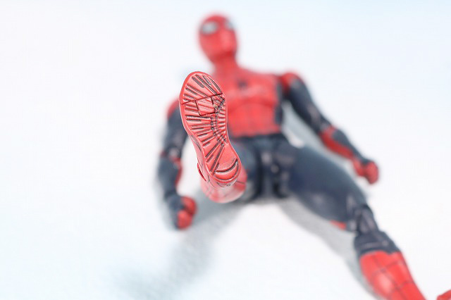 S.H.フィギュアーツ　スパイダーマン アップグレード・スーツ（ファー・フロム・ホーム）　レビュー　全身