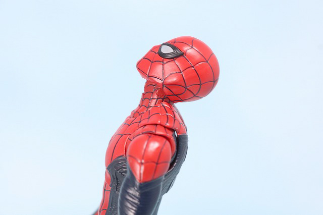 S.H.フィギュアーツ　スパイダーマン アップグレード・スーツ（ファー・フロム・ホーム）　レビュー　可動範囲