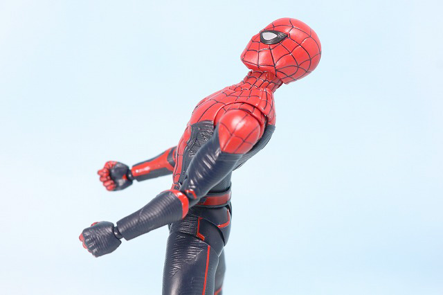 S.H.フィギュアーツ　スパイダーマン アップグレード・スーツ（ファー・フロム・ホーム）　レビュー　可動範囲