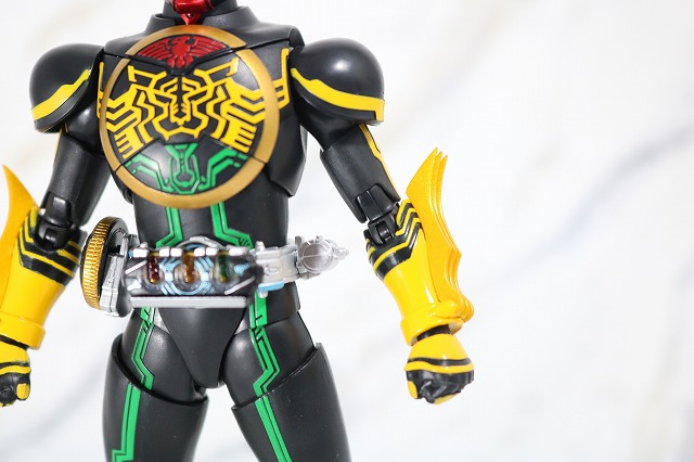 S.H.フィギュアーツ　仮面ライダーオーズ　タトバコンボ　真骨彫製法　全身