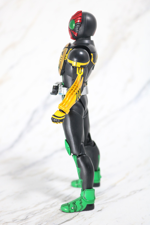 S.H.フィギュアーツ　仮面ライダーオーズ　タトバコンボ　真骨彫製法　全身