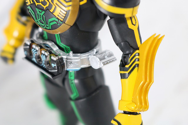 S.H.フィギュアーツ　仮面ライダーオーズ　タトバコンボ　真骨彫製法　全身