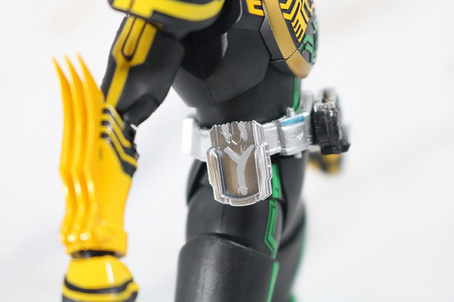 S.H.フィギュアーツ　仮面ライダーオーズ　タトバコンボ　真骨彫製法　全身