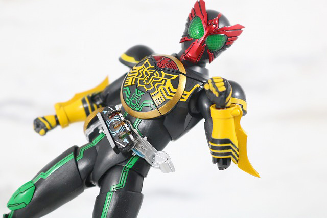 S.H.フィギュアーツ　仮面ライダーオーズ　タトバコンボ　真骨彫製法　アクション