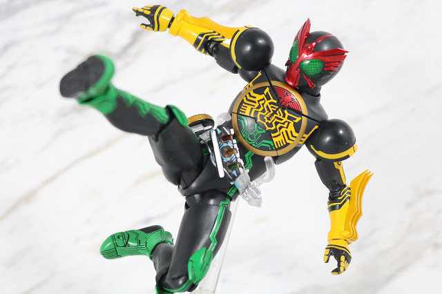 S.H.フィギュアーツ　仮面ライダーオーズ　タトバコンボ　真骨彫製法　アクション