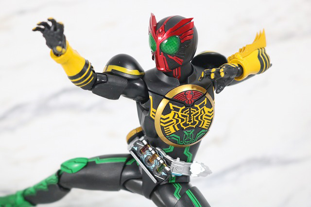 S.H.フィギュアーツ　仮面ライダーオーズ　タトバコンボ　真骨彫製法　アクション