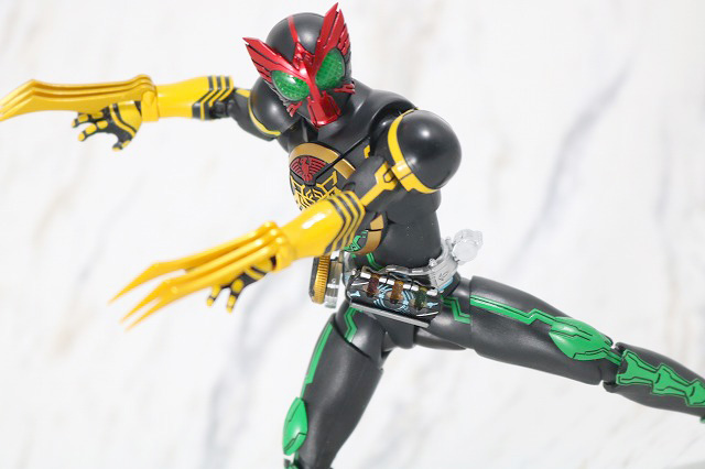 S.H.フィギュアーツ　仮面ライダーオーズ　タトバコンボ　真骨彫製法　アクション