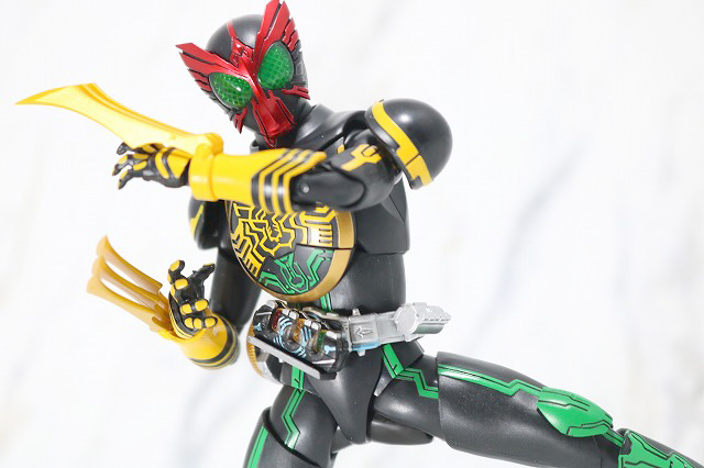 S.H.フィギュアーツ　仮面ライダーオーズ　タトバコンボ　真骨彫製法　アクション