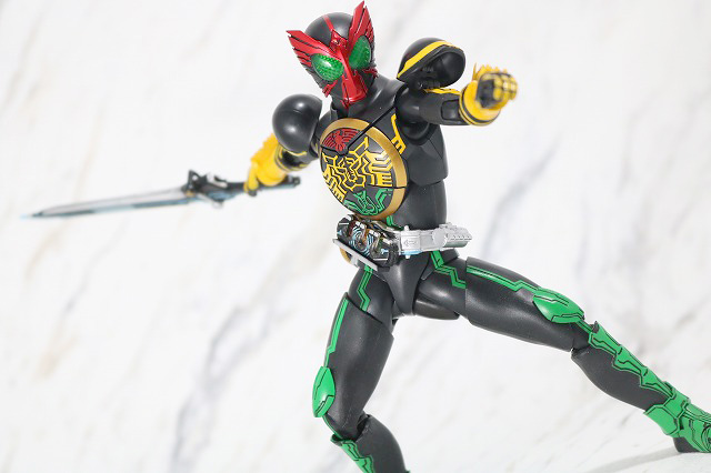 S.H.フィギュアーツ　仮面ライダーオーズ　タトバコンボ　真骨彫製法　アクション