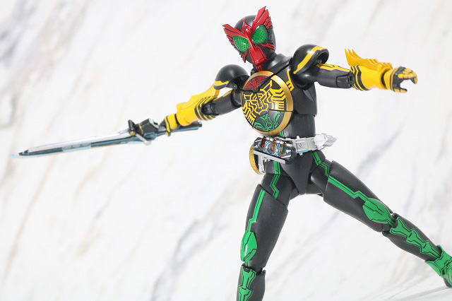 S.H.フィギュアーツ　仮面ライダーオーズ　タトバコンボ　真骨彫製法　アクション