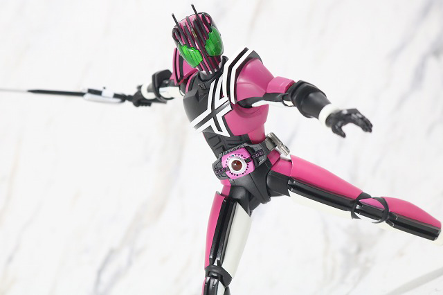 S.H.フィギュアーツ　仮面ライダーディケイド　ネオディケイドライバー　真骨彫製法　レビュー　アクション