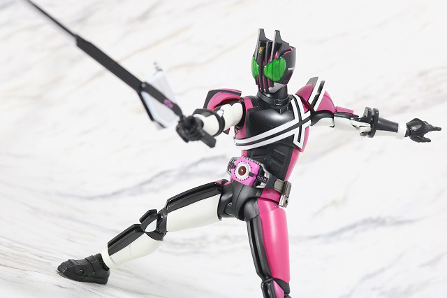 S.H.フィギュアーツ　仮面ライダーディケイド　ネオディケイドライバー　真骨彫製法　レビュー　アクション