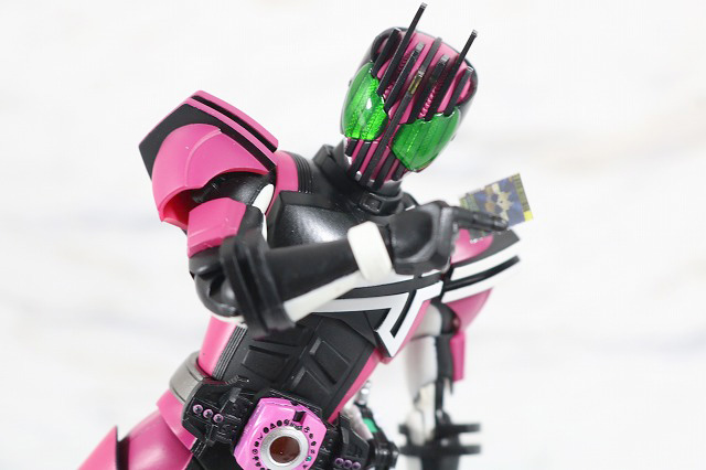 S.H.フィギュアーツ　仮面ライダーディケイド ネオディケイドライバーVer.　真骨彫製法　レビュー