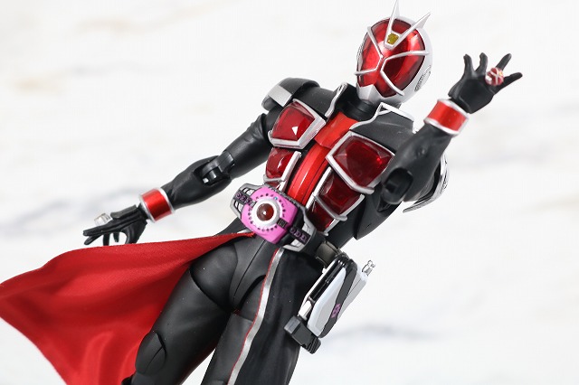 S.H.フィギュアーツ　仮面ライダーディケイド　ネオディケイドライバー　真骨彫製法　レビュー　アクション　ディケイドウィザード