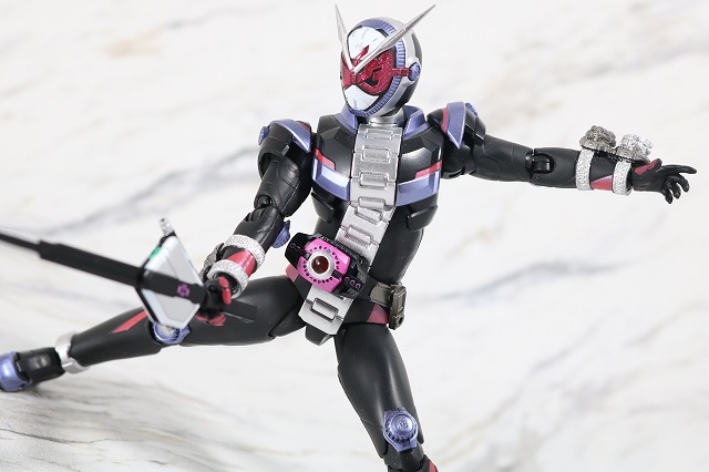 S.H.フィギュアーツ　仮面ライダーディケイド　ネオディケイドライバー　真骨彫製法　レビュー　アクション　ディケイドジオウ