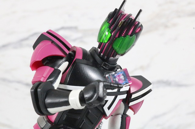 S.H.フィギュアーツ　仮面ライダーディケイド　ネオディケイドライバー　真骨彫製法　レビュー　アクション