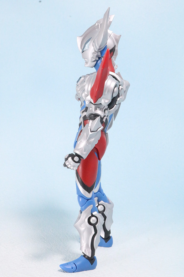 S.H.フィギュアーツ　ウルトラマンジード　マグニフィセント　レビュー　全身