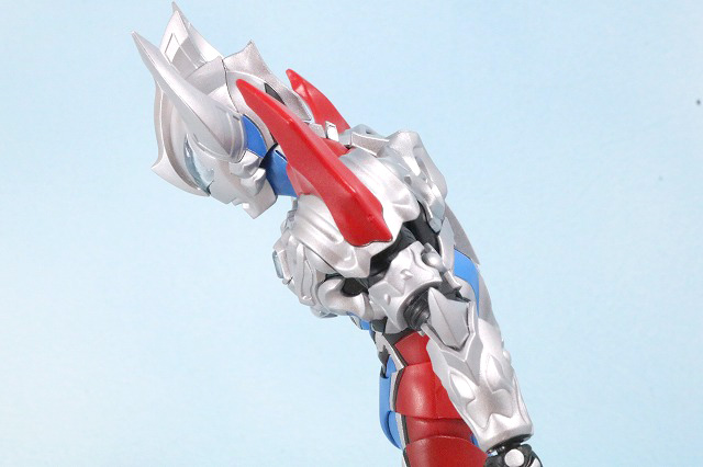 S.H.フィギュアーツ　ウルトラマンジード　マグニフィセント　レビュー　可動範囲