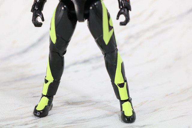 RKF RIDER KICK'S FIGURE　仮面ライダーゼロワン　ライジングホッパー　レビュー　全身