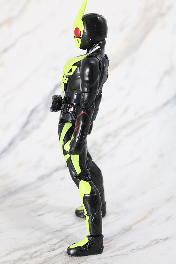 RKF RIDER KICK'S FIGURE　仮面ライダーゼロワン　ライジングホッパー　レビュー　全身