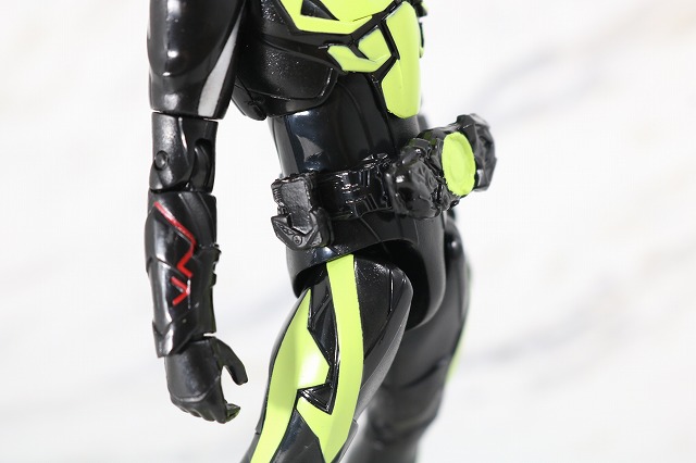 RKF RIDER KICK'S FIGURE　仮面ライダーゼロワン　ライジングホッパー　レビュー　全身