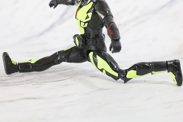 RKF RIDER KICK'S FIGURE　仮面ライダーゼロワン　ライジングホッパー　レビュー　可動範囲