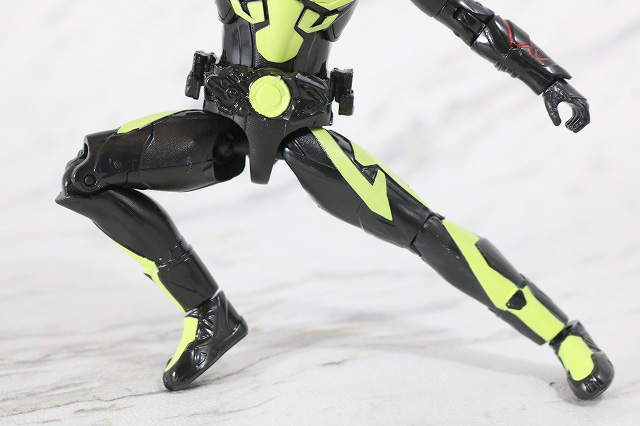 RKF RIDER KICK'S FIGURE　仮面ライダーゼロワン　ライジングホッパー　レビュー　可動範囲