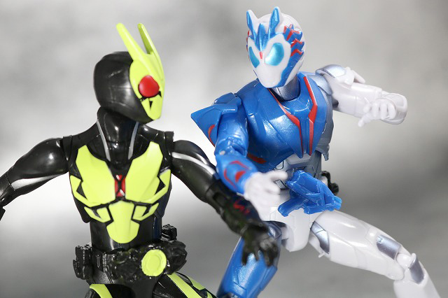 RKF RIDER KICK'S FIGURE 仮面ライダーバルカン　シューティングウルフ　レビュー　アクション　仮面ライダーゼロワン　ライジングホッパー