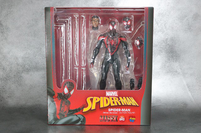 MAFEX　スパイダーマン　マイルス・モラレス　パッケージ