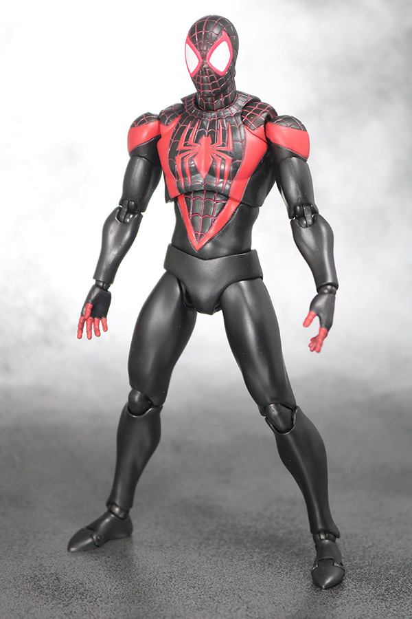 MAFEX　スパイダーマン　マイルス・モラレス　全身