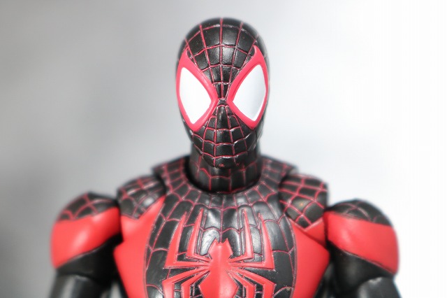 MAFEX　スパイダーマン　マイルス・モラレス　全身