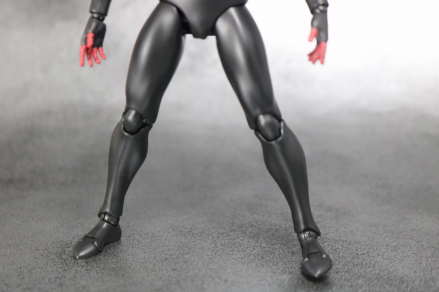 MAFEX　スパイダーマン　マイルス・モラレス　全身