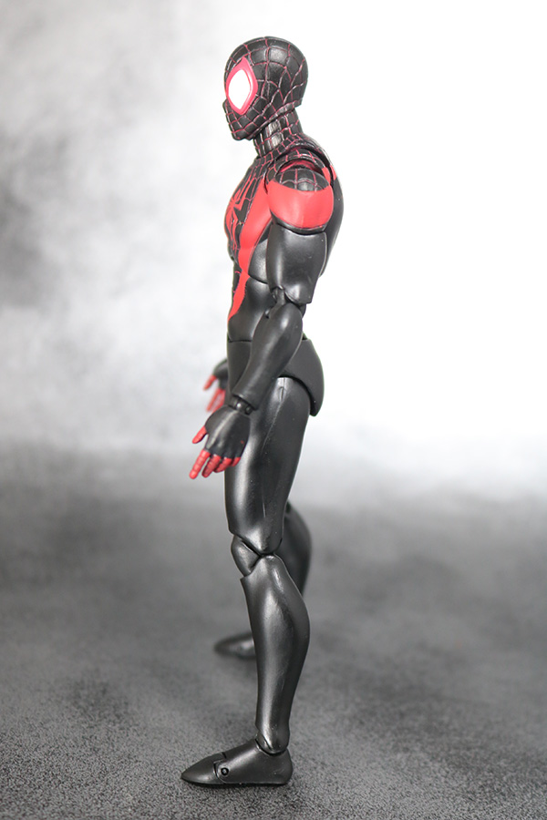 MAFEX　スパイダーマン　マイルス・モラレス　全身